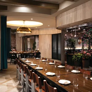 sushi and sashimi, interior