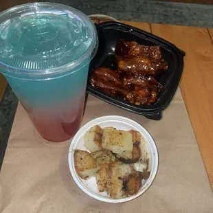 6 wings, potatoes &amp; onions, lemonade