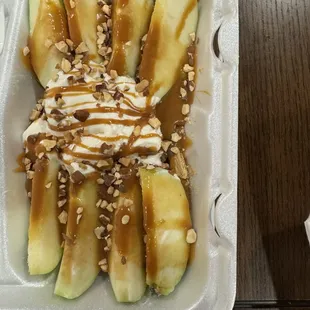 Caramel apple slices