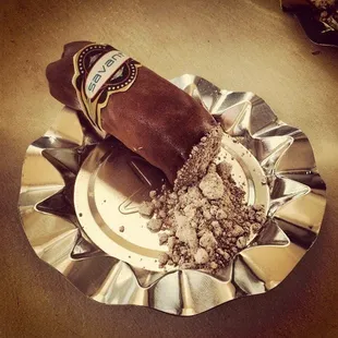 Dark Chocolate Cigar with Coffee Ash and EDIBLE Cigar Band! Another amazing, original creation from Cater Phoenix