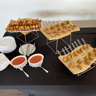 Veggie Spring Rolls &amp; Mini Crab Cakes  #cateredwithclass #appetizers