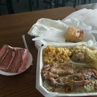 Turkey wings, rice, gravy, mac n cheese, with cabbage, and cornbread. Strawberry homemade cake for dessert. Taste so good!!!!!