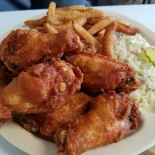 Spicy chicken wings, this is the half order!