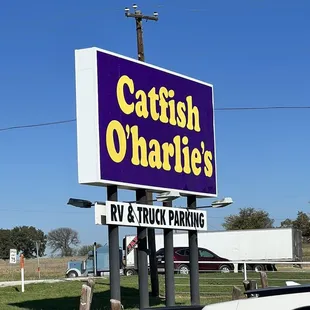 a sign for a restaurant