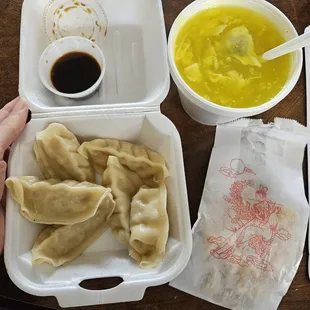 Ignore that huge singular hair in my dumplings LOL! That's from my own head!  xD