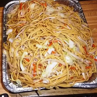 Vegetable Chow Mein Party Tray