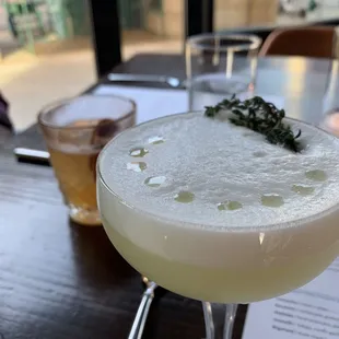 Hap-pea Thyme cocktail
