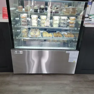 Dessert case