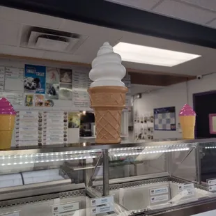 First visit to Cathy&apos;s ice cream  #YUM!