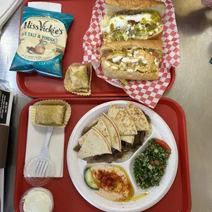 Gyro plate &amp; hot chicken sandwich