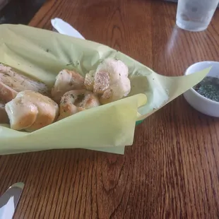 Garlic knots and bread