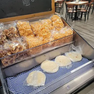 Chips and Tortilla to go