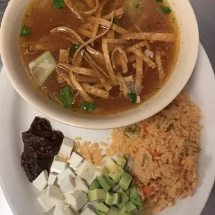 Sopa de tortilla