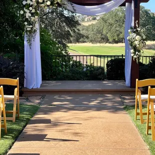 Flowers and Decor by Amour Florist &amp; Bridal