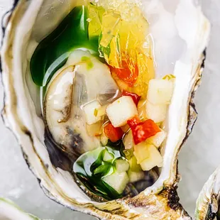 kimamoto oysters. apple fennel mignonette, miller-dohrmann apple cider gelee, chive oil.  a must.