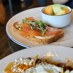smoked salmon mascarpone toast