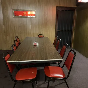 Wood panel vibes, love it!