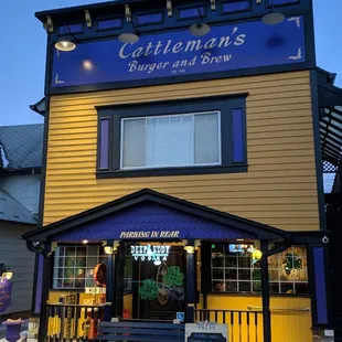 Cattleman's Burger and Brew