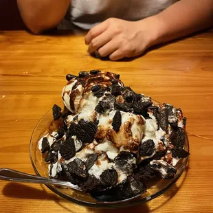Cowpie Brownie Sundae