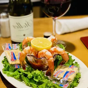 traditional Shrimp cocktail comes with lemon, cocktail sauce &amp; crackers.