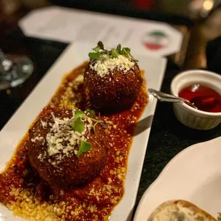 chicken wings and fried chicken, food