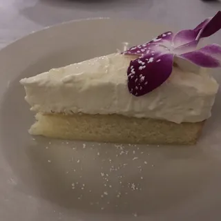 Limoncello Mascarpone cake