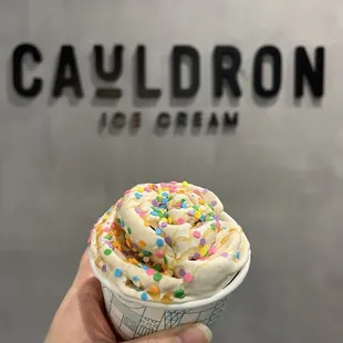 Butterscotch with sprinkles (rose shape)