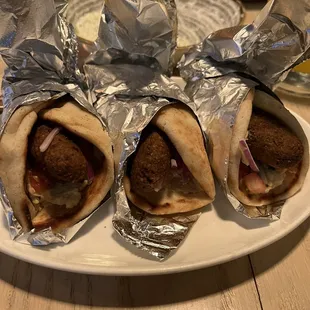 Gyros with falafels