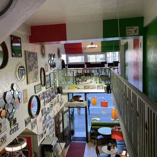 sushi and sashimi, interior
