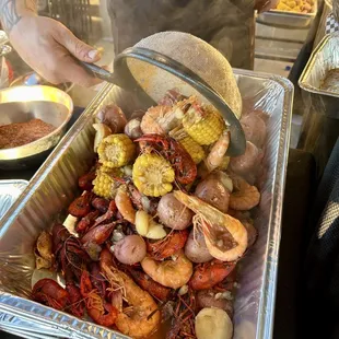 Crawfish and shrimp boil