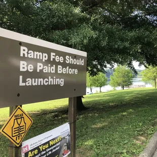 Self service/pay boat launching