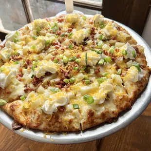Loaded Baked Potato Pizza (without nacho cheese)