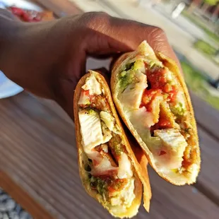 Pizza crepe with chicken.