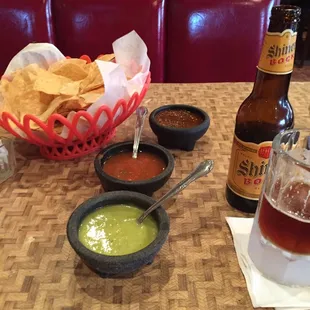 Mmmm that green salsa is good.