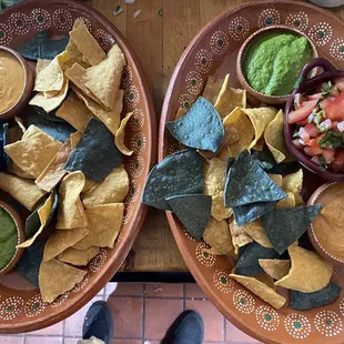 Delicious Fresh Pico de Gallo &amp; Guacamole