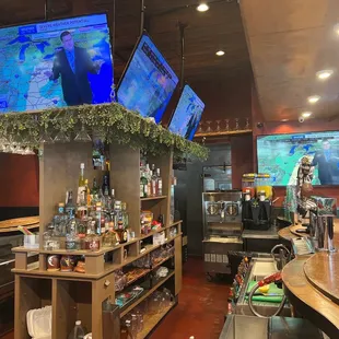 sushi and sashimi, interior