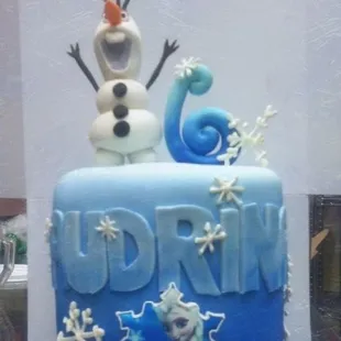 Frozen Theme Birthday Custom Cake