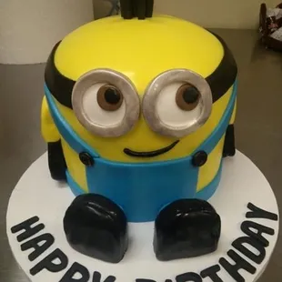 Best Birthday Cake Minion Custom Cake