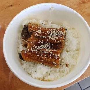 Unagi bowl, meh