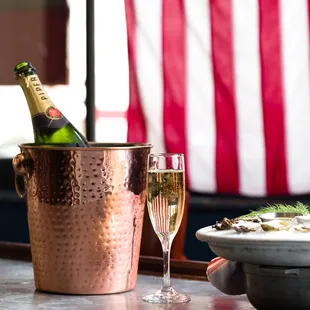 Oyster Special for lunch 1/2 dz oysters &amp; glass of Prosecco $16