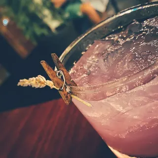 Modern Love 4oz (no ice)