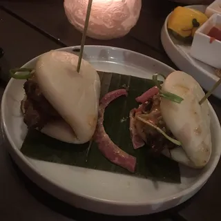 Short Rib Steamed Buns Plate