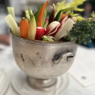 Avocado &amp; chickpea dip, crudité.