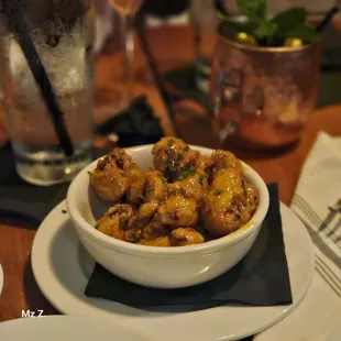 Sweet & Spicy Alligator - fried alligator tossed in housemade chili aioli ...