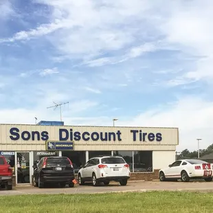 Cecil and Sons Discount Tires Highway 97 (Prattville) location