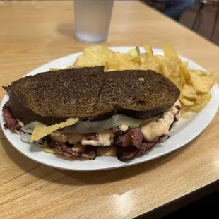 Russian Reuben with chips