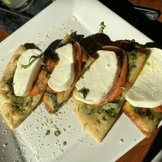 Tomato-Basil Pizza