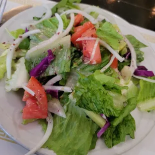 A beautiful salad to get started.