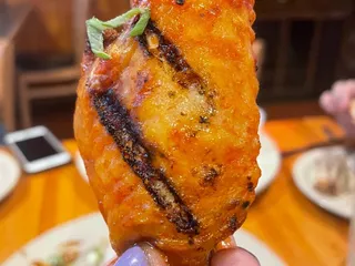 Heartbreakers Bar &Grill