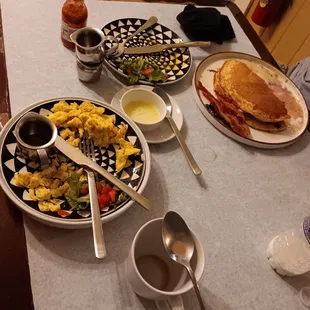 Okay, we're full now!